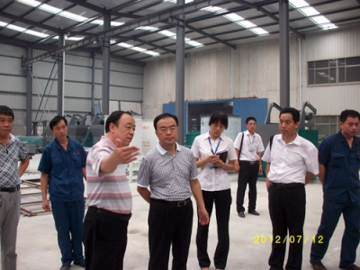 2012.7.12日李國(guó)忠教授到我公司參觀考察、指導(dǎo)工作